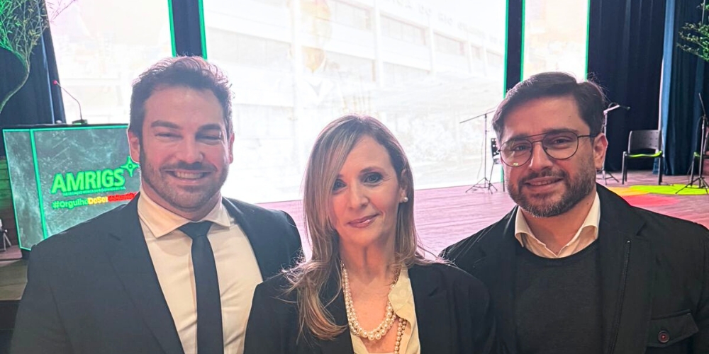 Grupo DOC é homenageado em cerimônia da AMRIGS/RS 