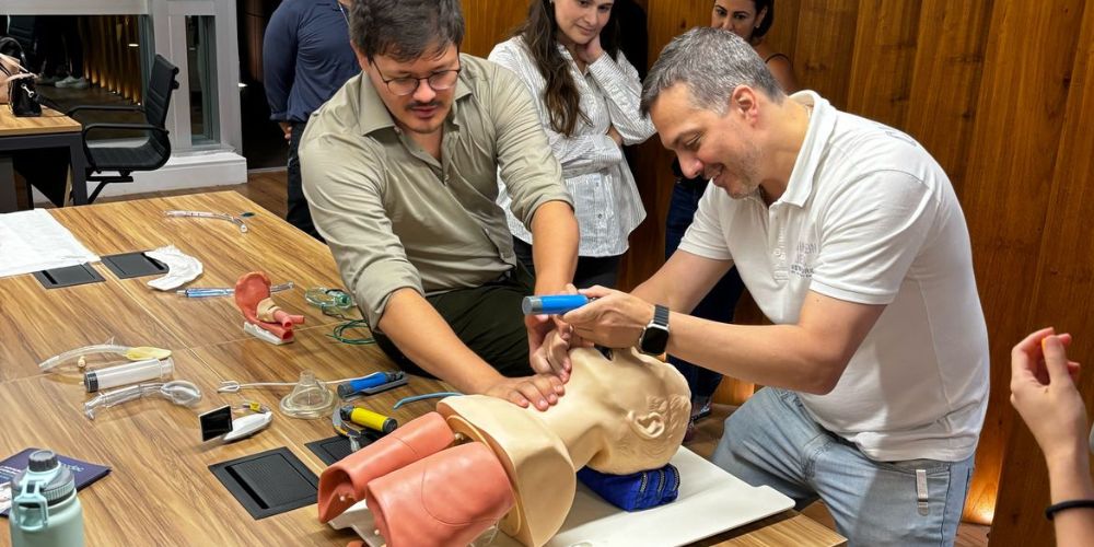 Grupo DOC promove treinamento  prático para médicos sócios